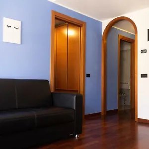 Apartament Corso San Gottardo - Darsena Flat, Mediolan